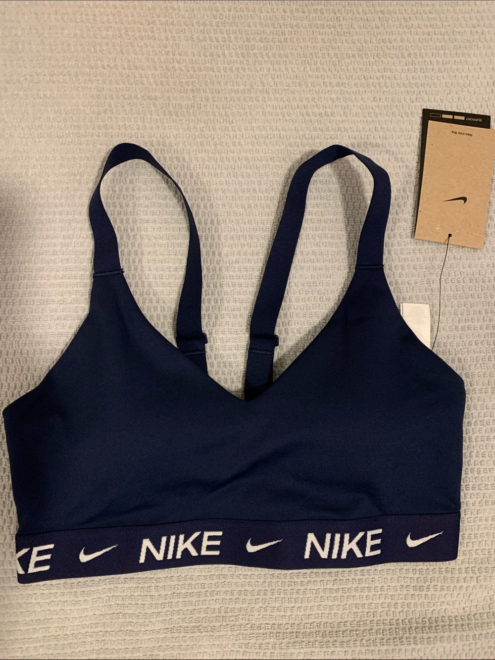 Women’s navy blue Nike Indy sports bra! NWT